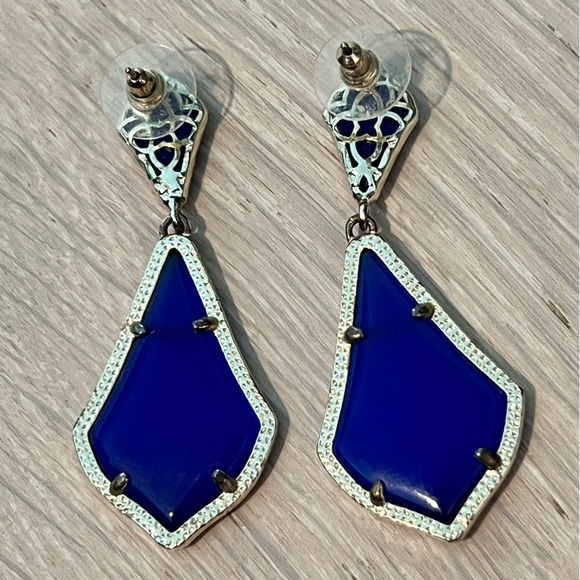 Kendra Scott Royal Blue Geometric Earrings - Picture 2 of 3
